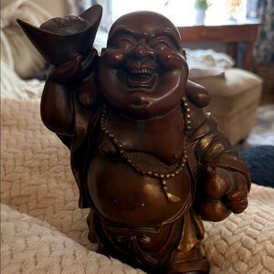Happy Buddha statue